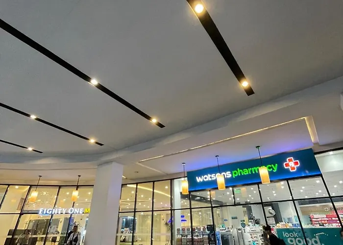 Apartamento 101 Newport Blvd - Skybison Aerie Across Naia T3 *